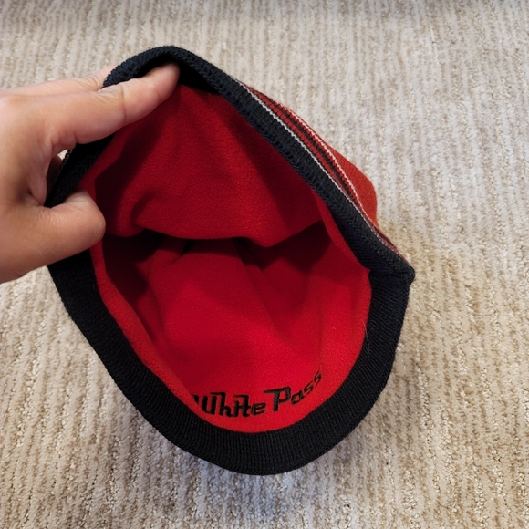 Reversible Winter Toque - Picture 2 of 6